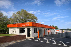 Public Storage - Jacksonville - 979 Lane Ave South 
