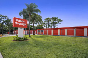 Public Storage - Palm Beach Gardens - 8755 N Military Trail 