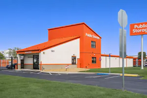 Public Storage - Orlando - 1801 W Oak Ridge Road 