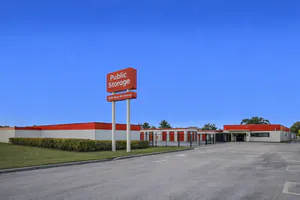 Public Storage - Hialeah - 6800 W 4th Ave 