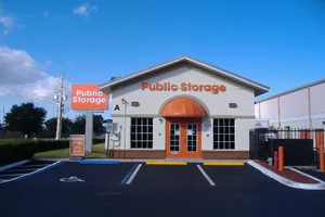 Public Storage - Orlando - 2525 E Michigan St 