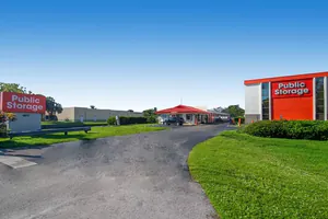 Public Storage - Lauderhill - 4811 N University Drive 