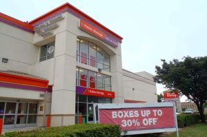 Public Storage - San Antonio - 8630 Broadway Street 
