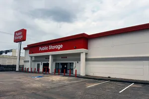 Public Storage - Houston - 7715 Katy Freeway 