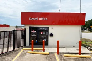 Public Storage - Fort Worth - 4750 Hemphill Street 