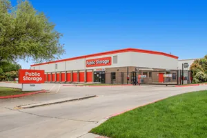 Public Storage - Plano - 5920 W Plano Pkwy 
