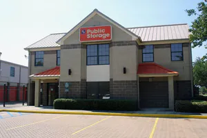 Public Storage - Houston - 2900 Woodland Park Drive 