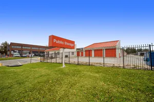 Public Storage - Laurel - 8707 Cherry Lane 