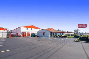 Public Storage - Farmingdale - 47 Broadhollow Road 