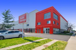 Public Storage - Bethpage - 4040 Hempstead Turnpike 