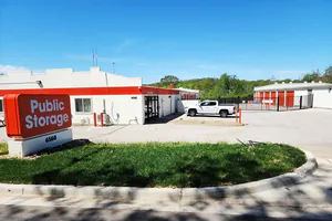 Public Storage - Mission - 6560 Foxridge Drive 
