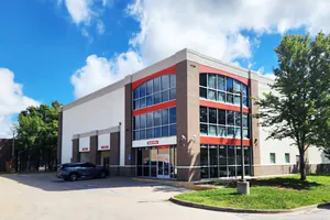 Public Storage - Overland Park - 11230 Mastin Street 