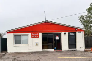Public Storage - Wichita - 1930 S Woodlawn Street 