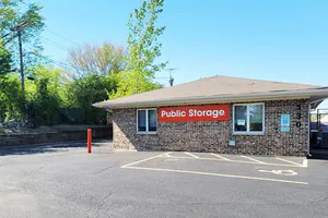 Public Storage - Schaumburg - 130 Hillcrest Blvd 