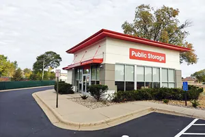 Public Storage - Plymouth - 13011 Highway 55 