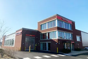 Public Storage - Fishers - 13720 E 118th St 