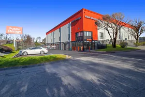 Public Storage - Hyde Park - 800 River Street 