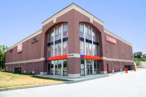 Public Storage - Clinton - 7975 Branch Ave 