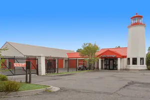 Public Storage - Flint - 5180 S Dort Hwy 