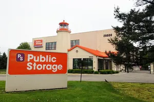 Public Storage - Farmington Hills - 28600 Grand River Ave 