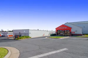 Public Storage - Sterling - 21360 Gentry Dr 