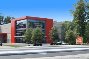 Public Storage - Newport News - 12963 Jefferson Ave 