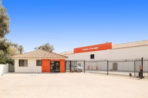 Public Storage - Los Angeles - 649 S Boyle Ave 