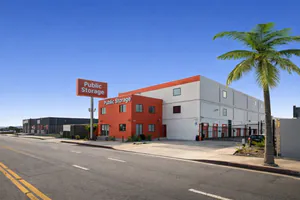 Public Storage - North Hollywood - 12940 Saticoy Street 
