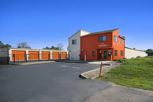 Public Storage - Ventura - 5515 Walker Street 