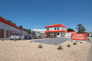 Public Storage - Daly City - 1050 King Drive 