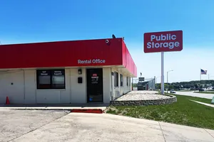 Public Storage - Milwaukee - 8824 W Brown Deer Road 