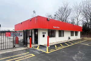 Public Storage - Markham - 3835 W 159th Place 