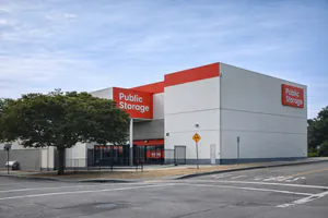 Public Storage - Oakland - 1551 MacArthur Blvd 