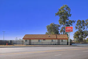 Public Storage - North Hollywood - 7500 Whitsett Ave 