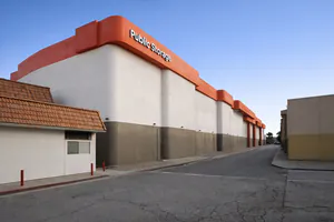 Public Storage - Studio City - 12345 Ventura Court 