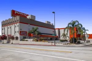 Public Storage - Pasadena - 511 S Fair Oaks Ave 