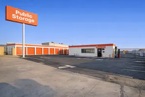 Public Storage - Sun Valley - 11838 Sheldon Street 