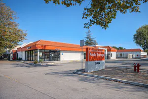 Public Storage - San Leandro - 15984 East 14th Street 