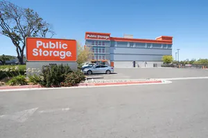 Public Storage - Newark - 6800 Overlake Place 