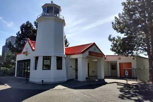 Public Storage - Bellevue - 12385 Northup Way 