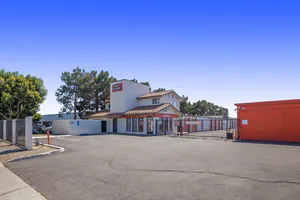 Public Storage - Santa Ana - 400 S Grand Ave 