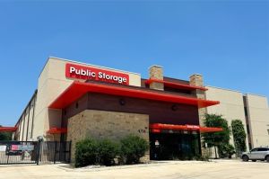 Public Storage - San Antonio - 4714 Vance Jackson Rd 