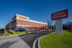 Public Storage - Baltimore - 1450 Taylor Ave 