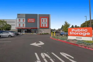 Public Storage - Hayward - 22221 Hathaway Ave 