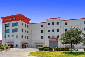Public Storage - Fort Worth - 11025 N Riverside Dr 