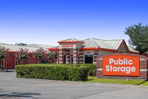 Public Storage - Carrollton - 2200 E Belt Line Rd 