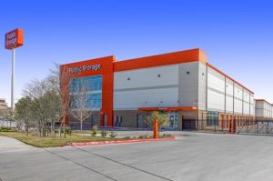 Public Storage - San Antonio - 909 Runnels Ave 