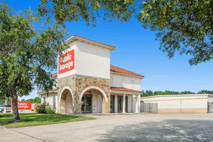 Public Storage - League City - 141 Maple Leaf St 