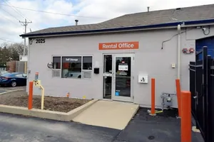 Public Storage - Palatine - 2025 N Hicks Rd 