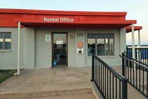 Public Storage - Chickasha - 120 W Almar Dr 